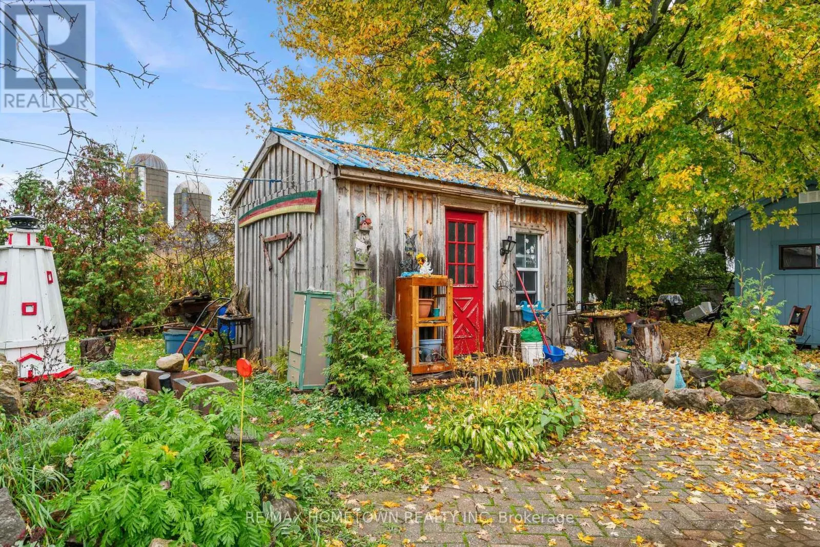 3167 HOWE ROAD