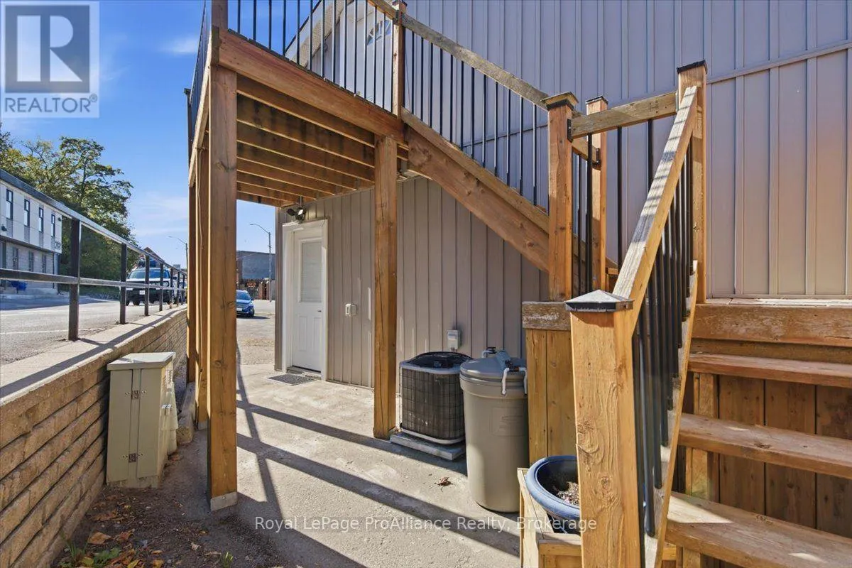 291 PINNACLE STREET