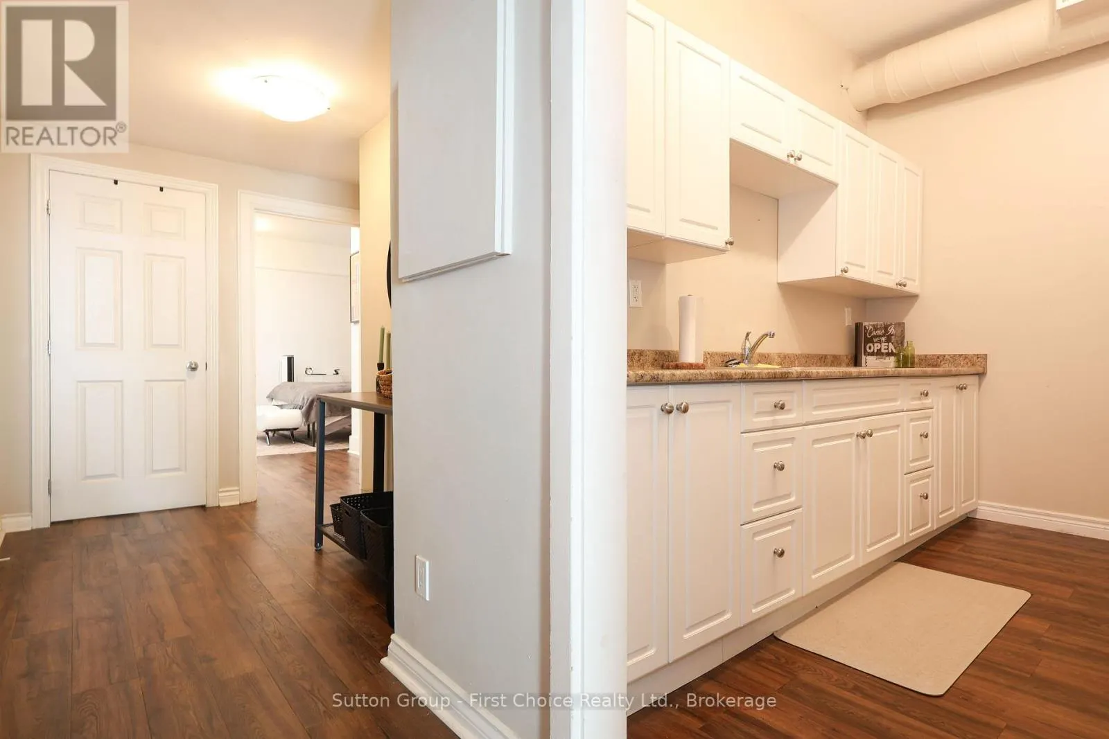 2 - 80 ONTARIO STREET #2