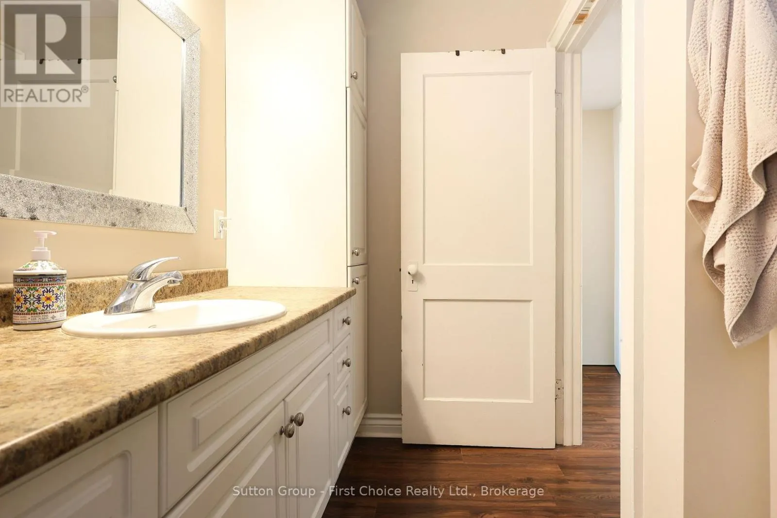 2 - 80 ONTARIO STREET #2