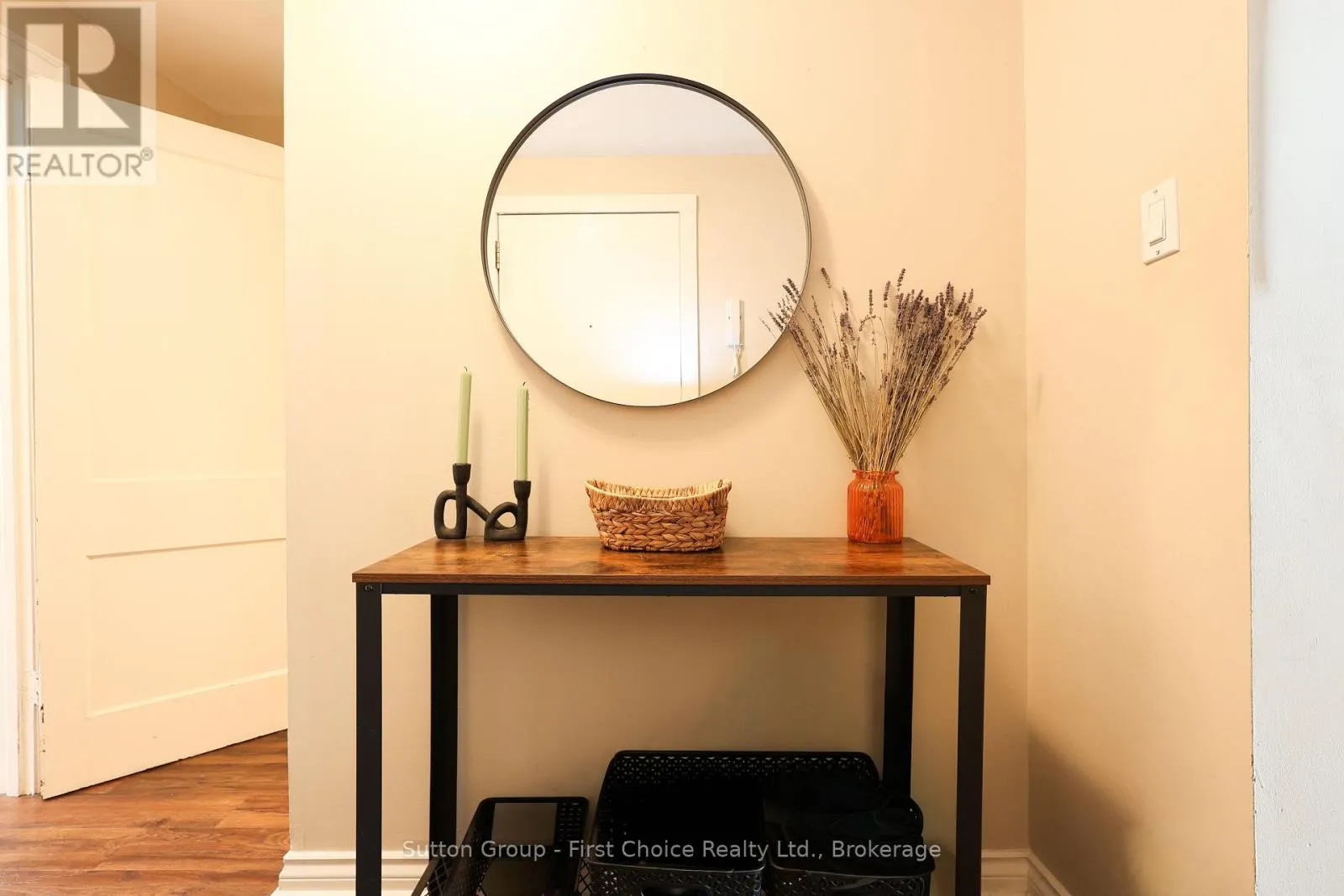 2 - 80 ONTARIO STREET #2