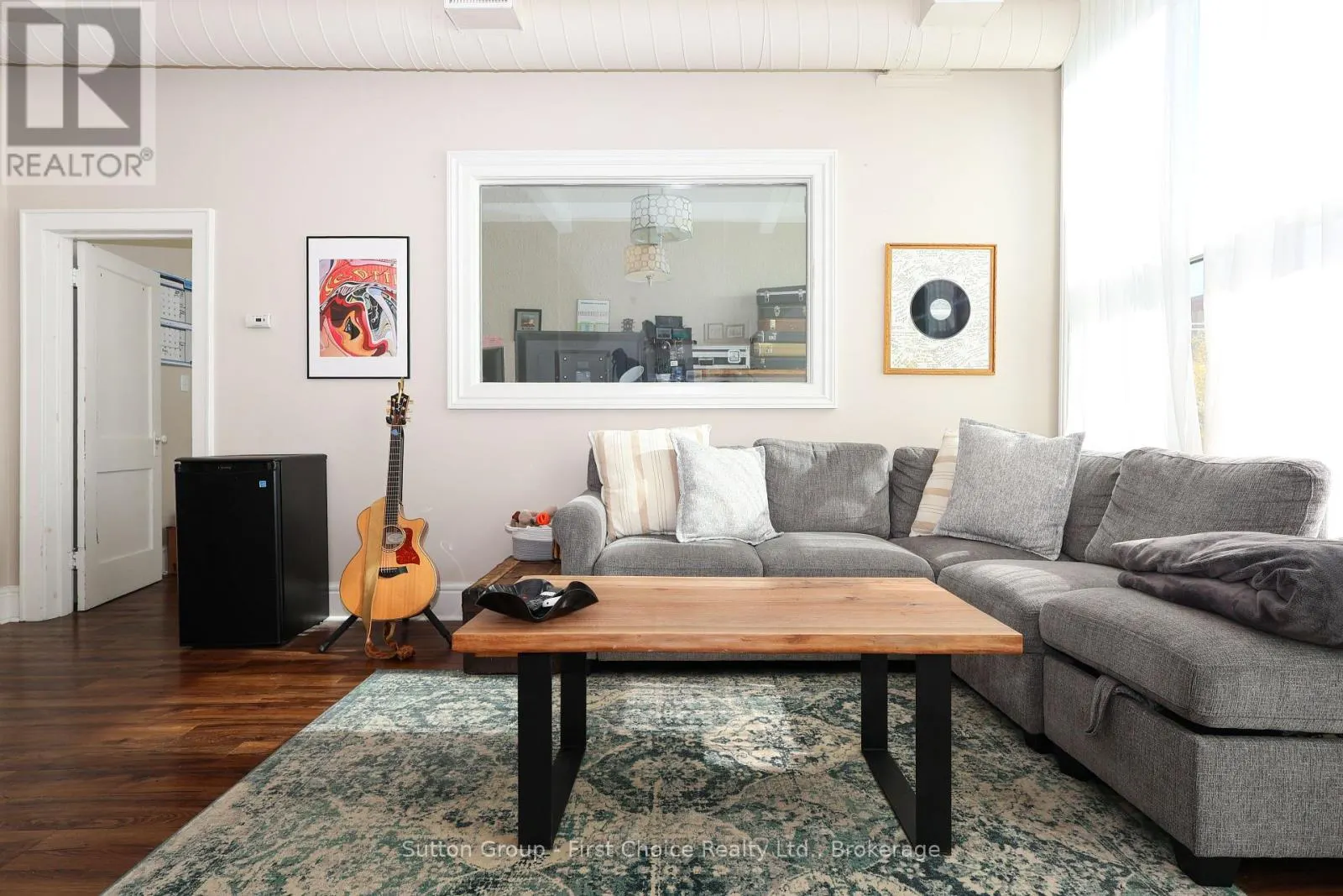 2 - 80 ONTARIO STREET #2