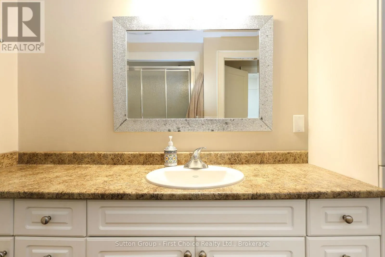 2 - 80 ONTARIO STREET #2