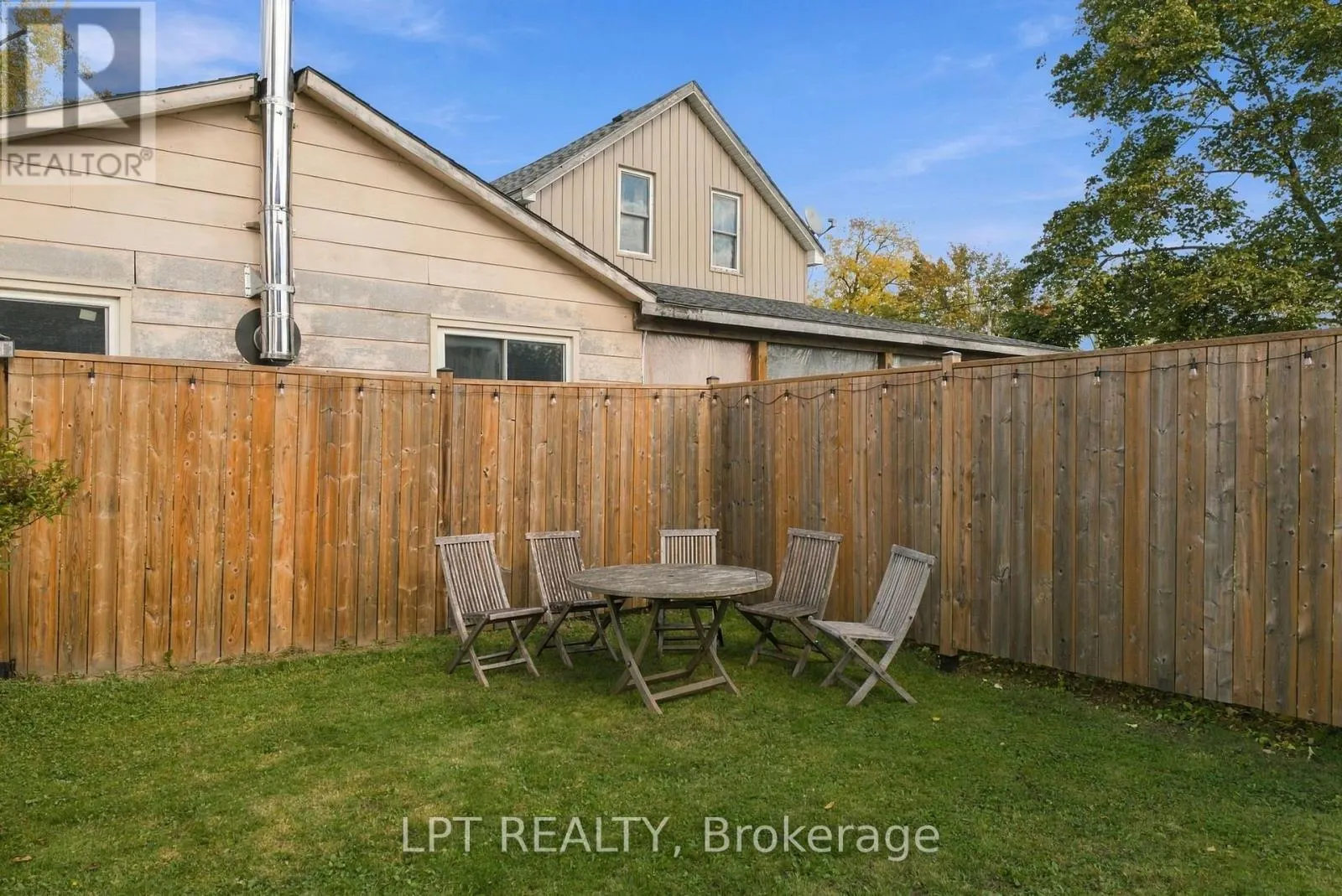 151 PARKHILL MAIN STREET
