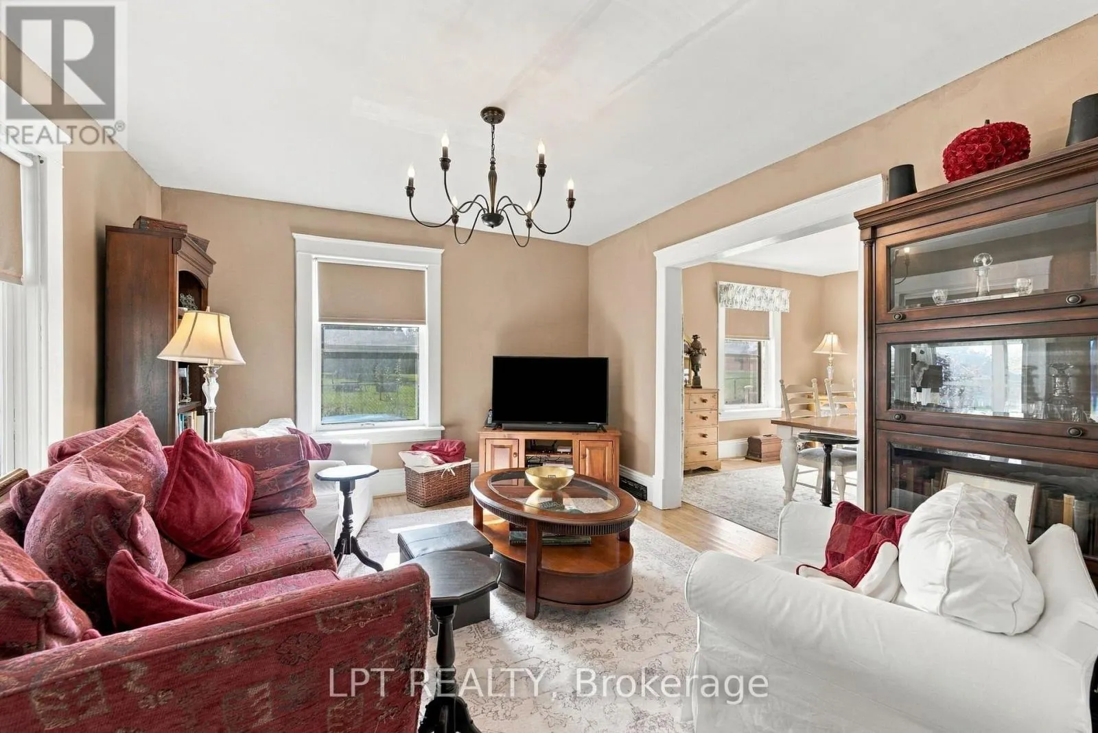 151 PARKHILL MAIN STREET