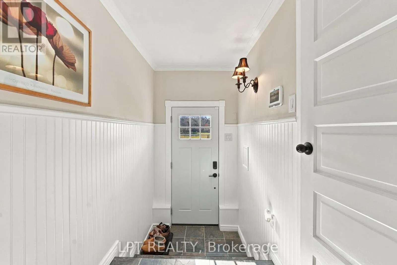 151 PARKHILL MAIN STREET
