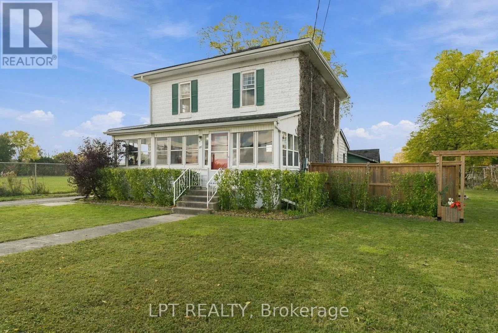 151 PARKHILL MAIN STREET