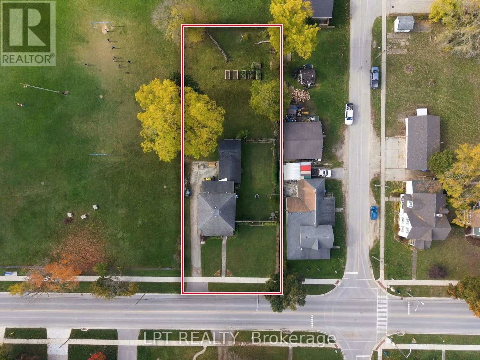 151 PARKHILL MAIN STREET