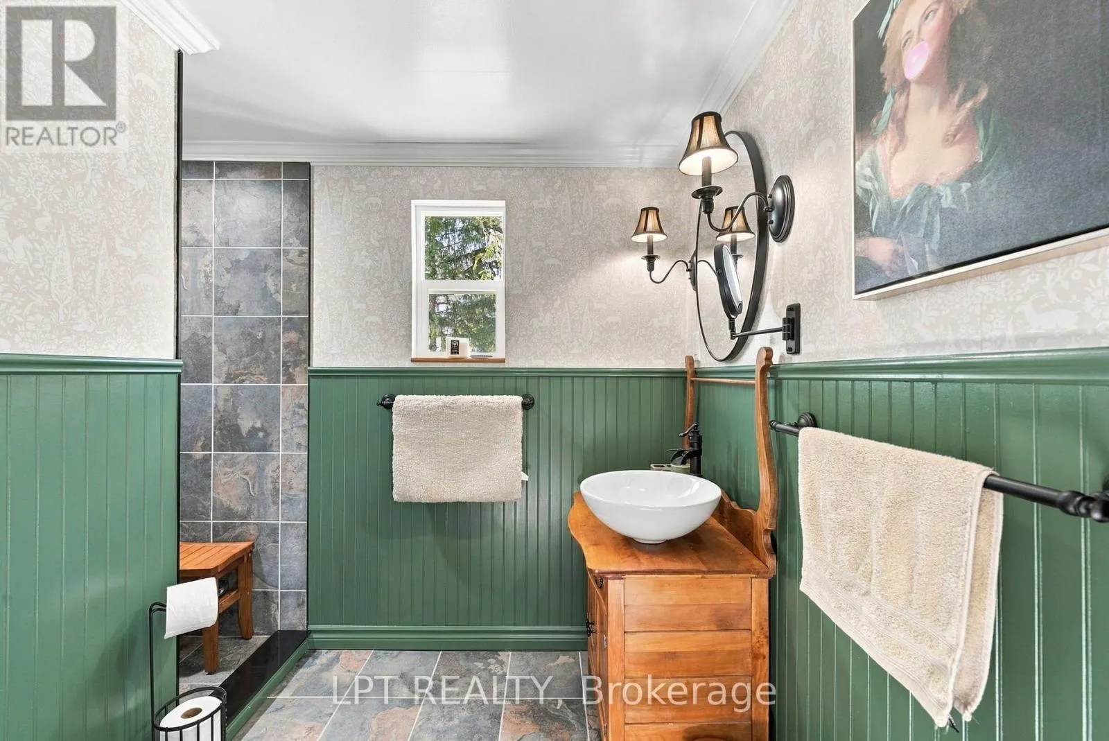 151 PARKHILL MAIN STREET