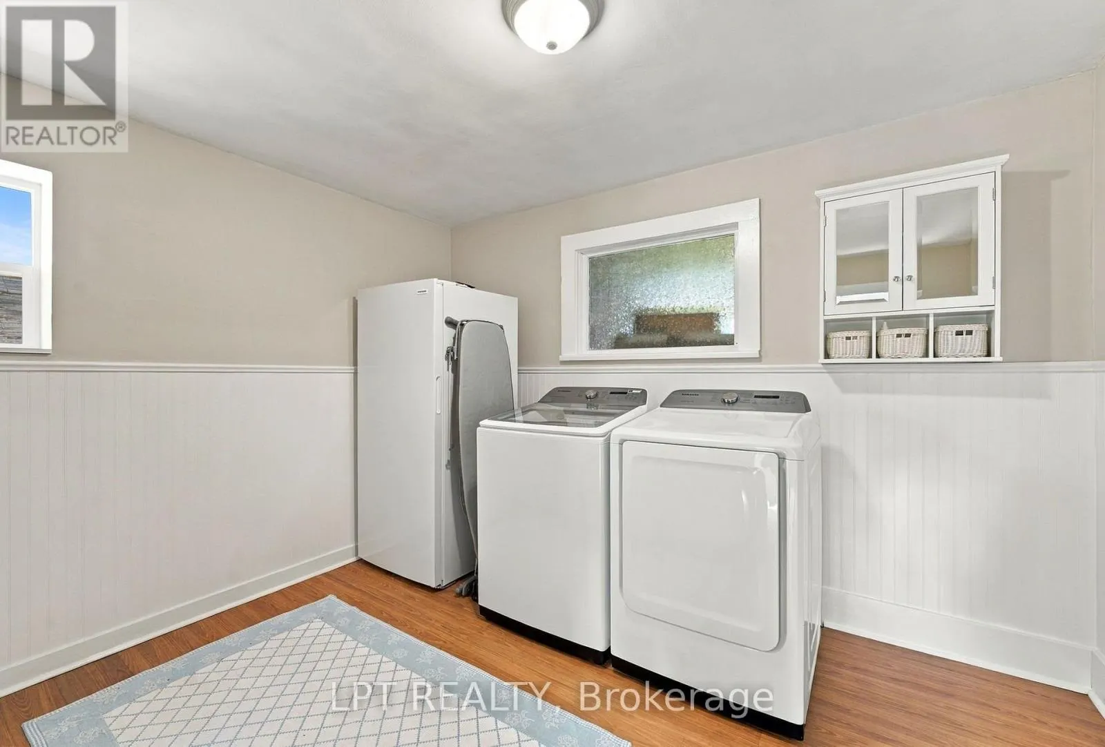 151 PARKHILL MAIN STREET