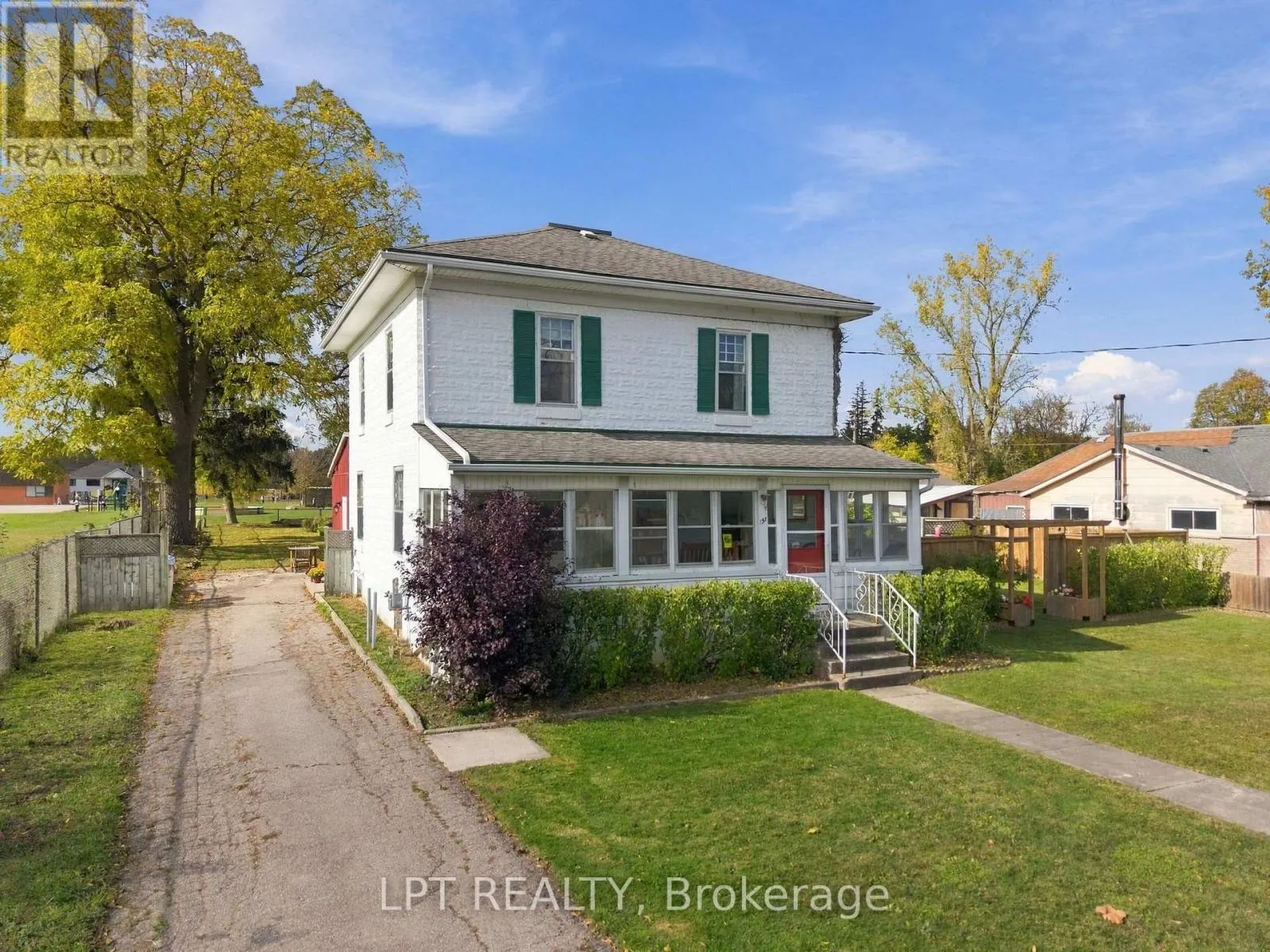 151 PARKHILL MAIN STREET