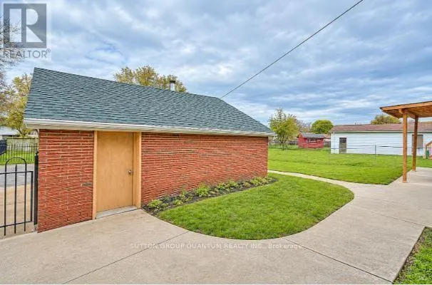 6358 BURDETTE DRIVE