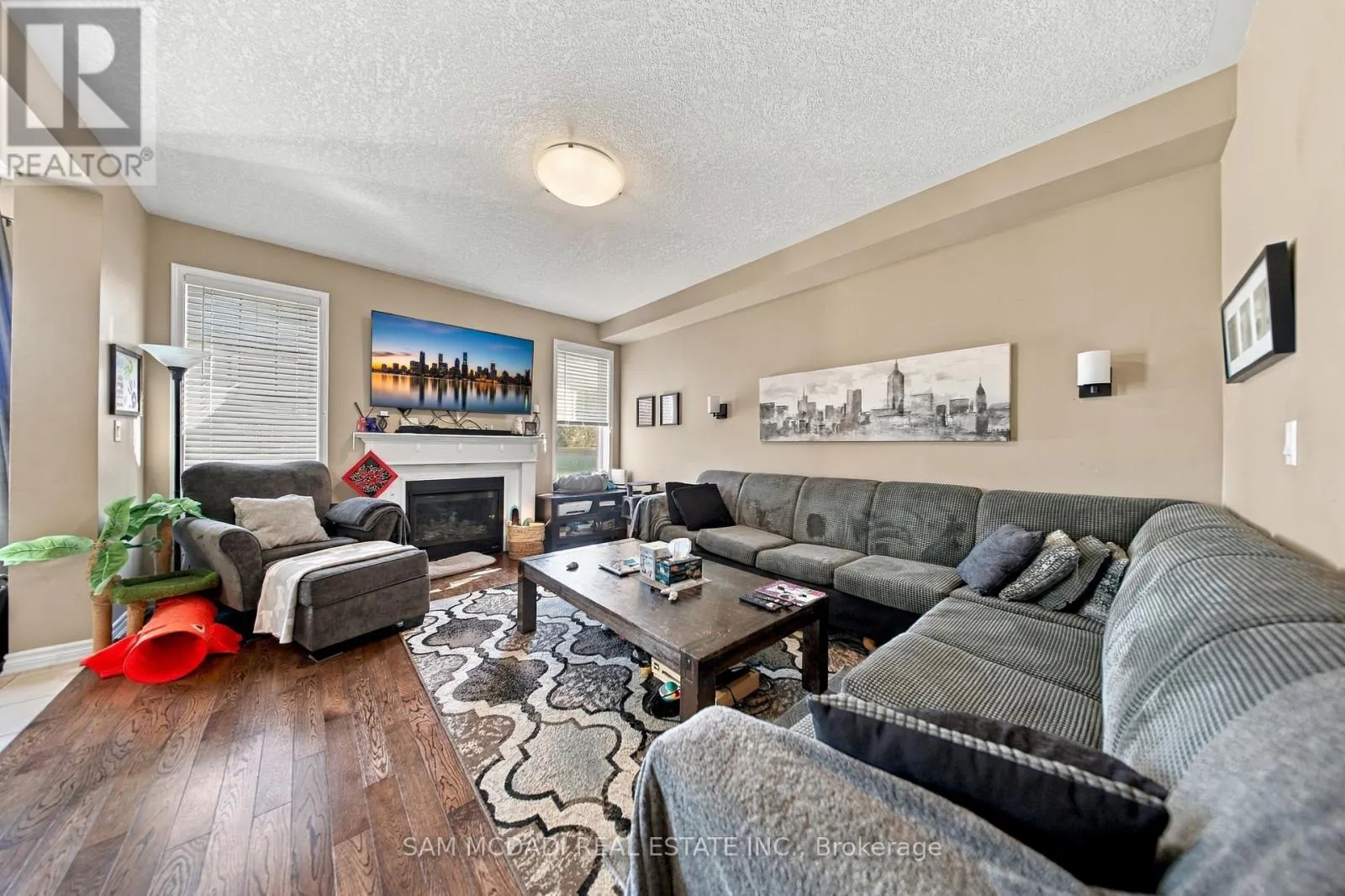 8 CELANO DRIVE