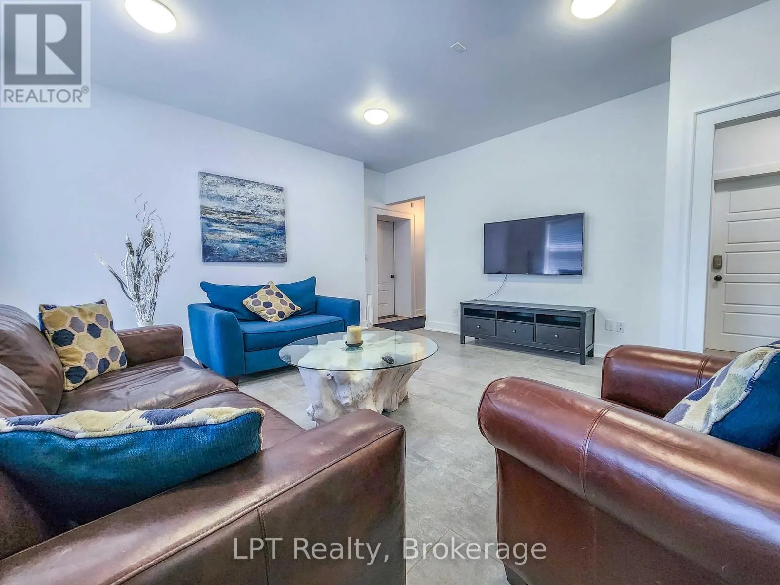 UNIT #3 - 12 LEGGETT LANE #Unit #3