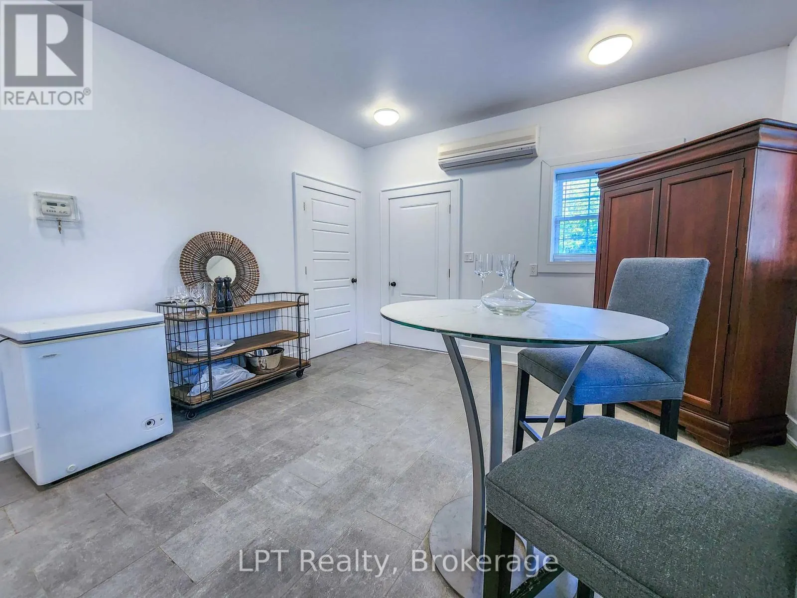 UNIT #3 - 12 LEGGETT LANE #Unit #3