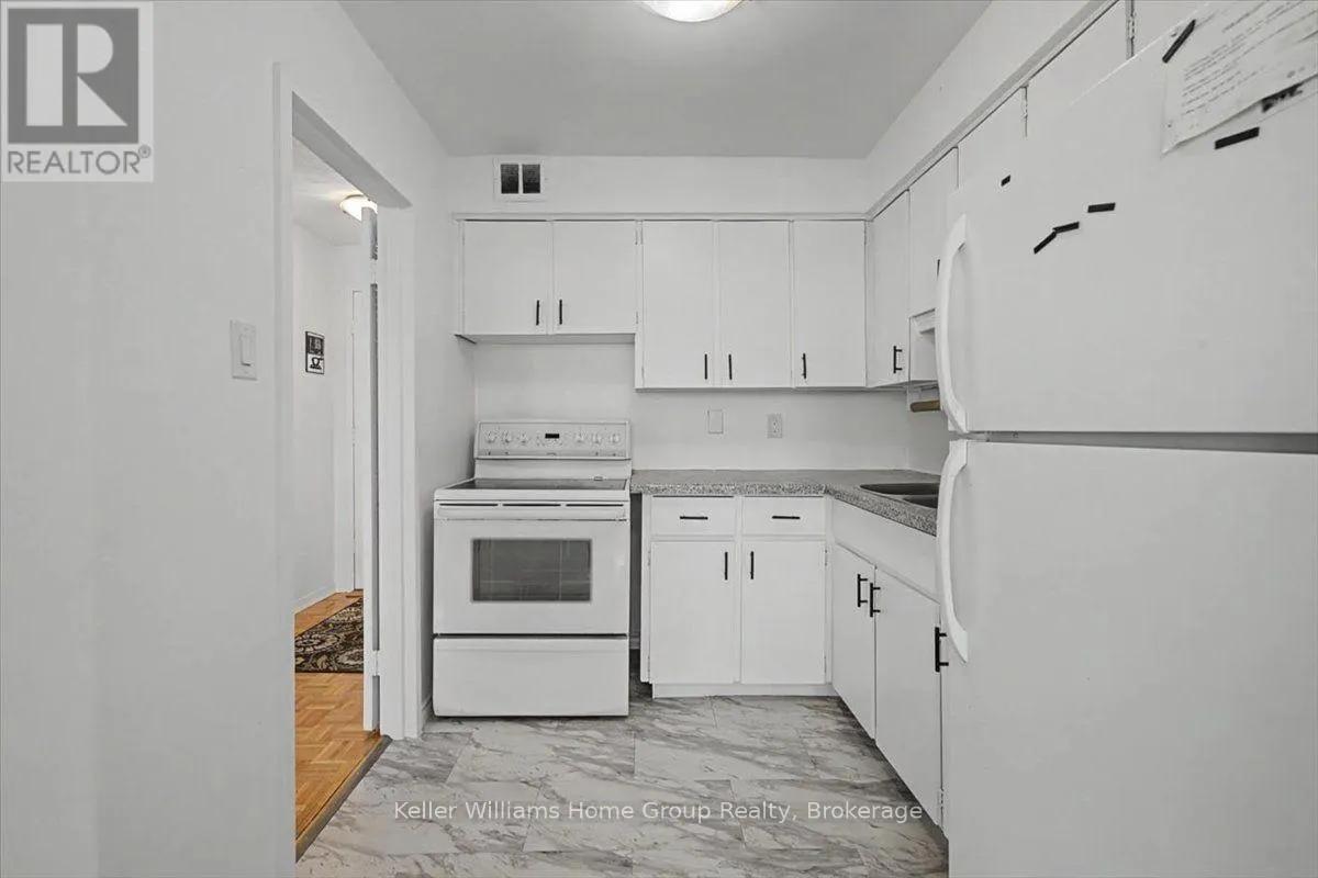 509 - 24 MIDLAND DRIVE #509