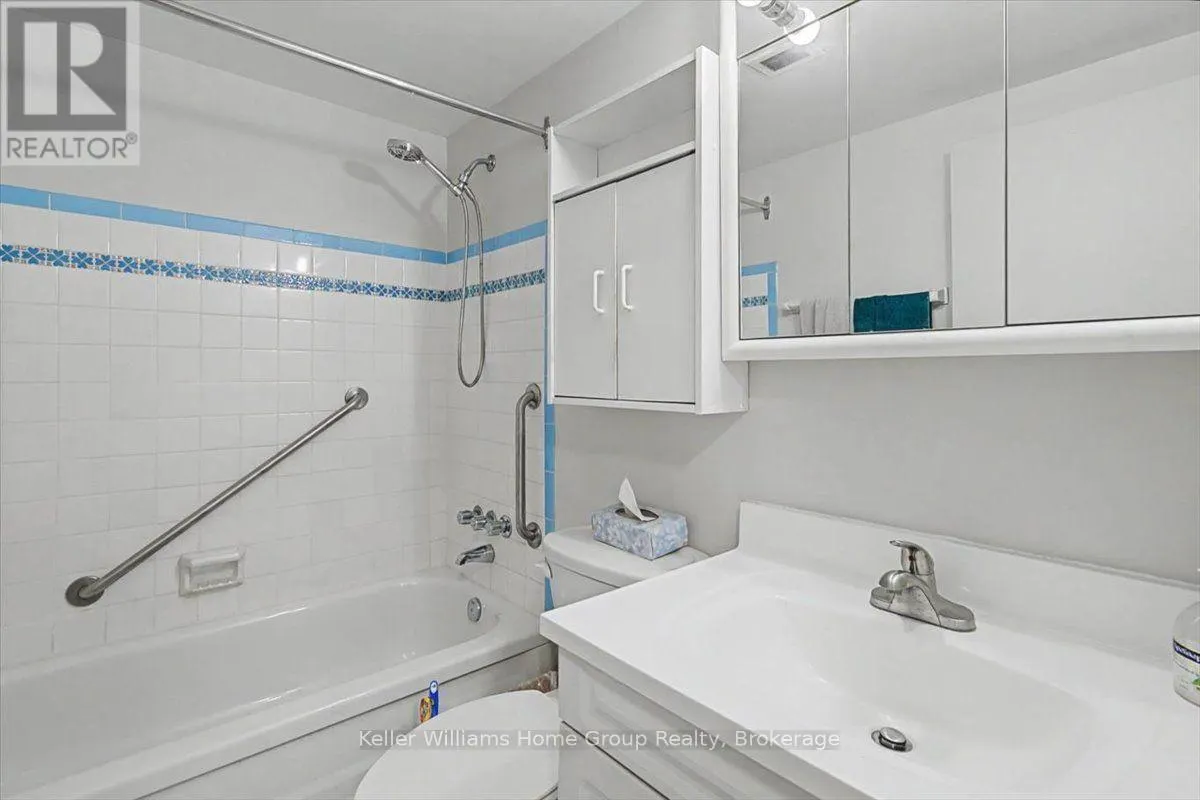 509 - 24 MIDLAND DRIVE #509