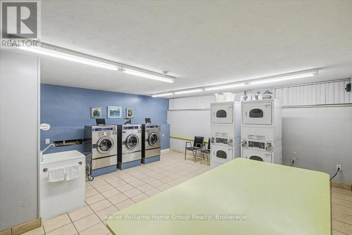 509 - 24 MIDLAND DRIVE #509