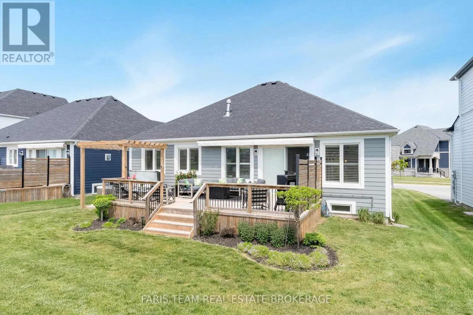 107 STILLWATER CRESCENT