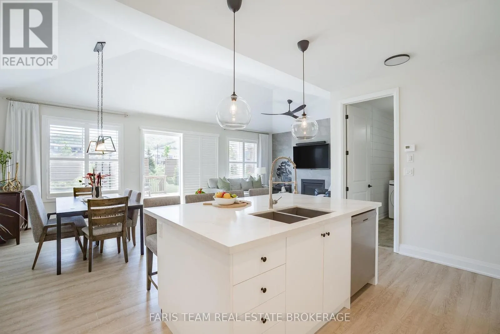 107 STILLWATER CRESCENT