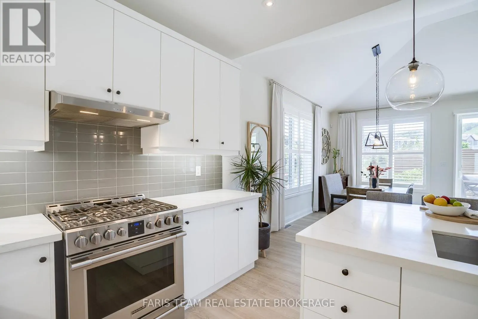 107 STILLWATER CRESCENT