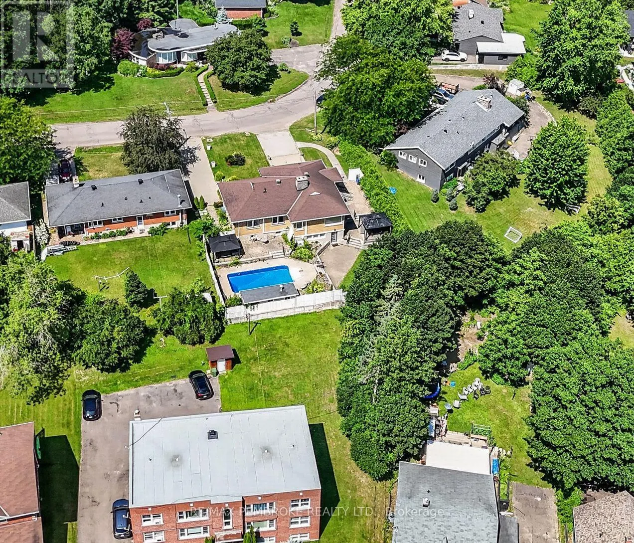 235 BROADVIEW DRIVE