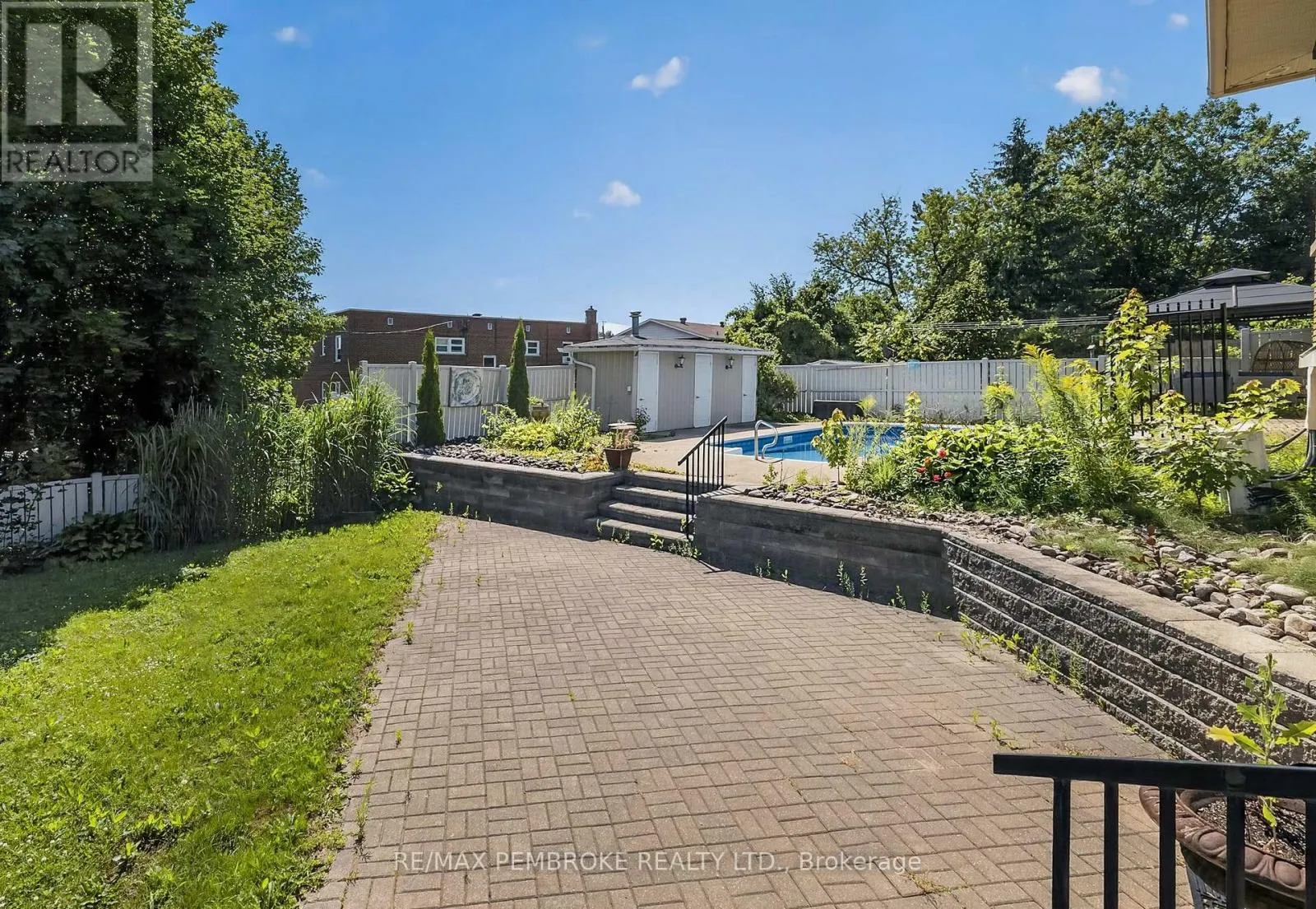 235 BROADVIEW DRIVE