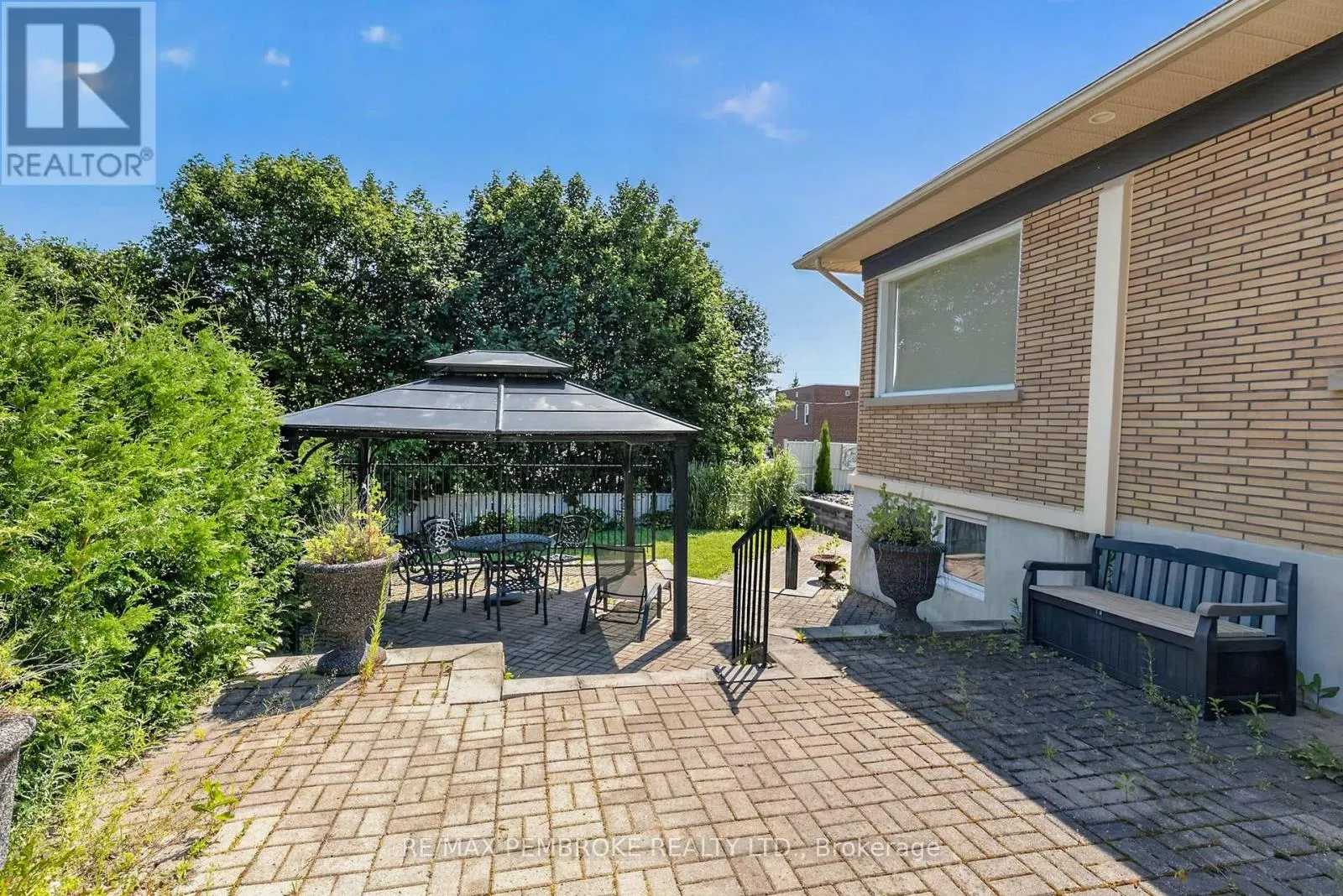 235 BROADVIEW DRIVE