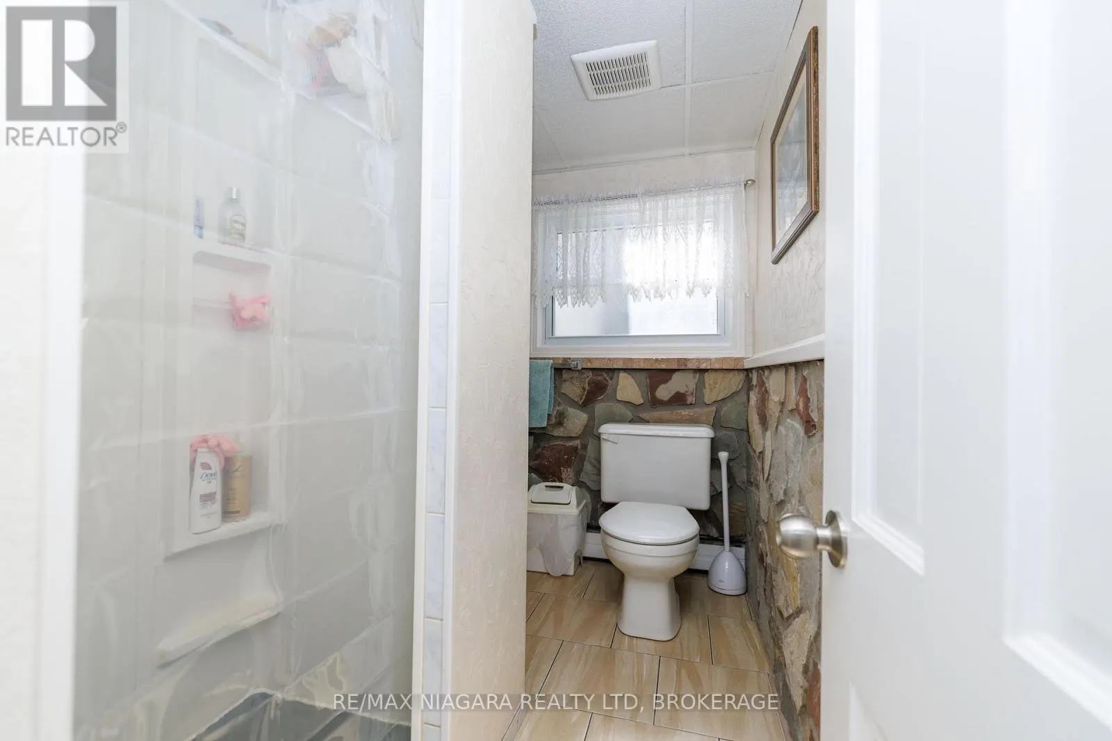 3984 ELM STREET