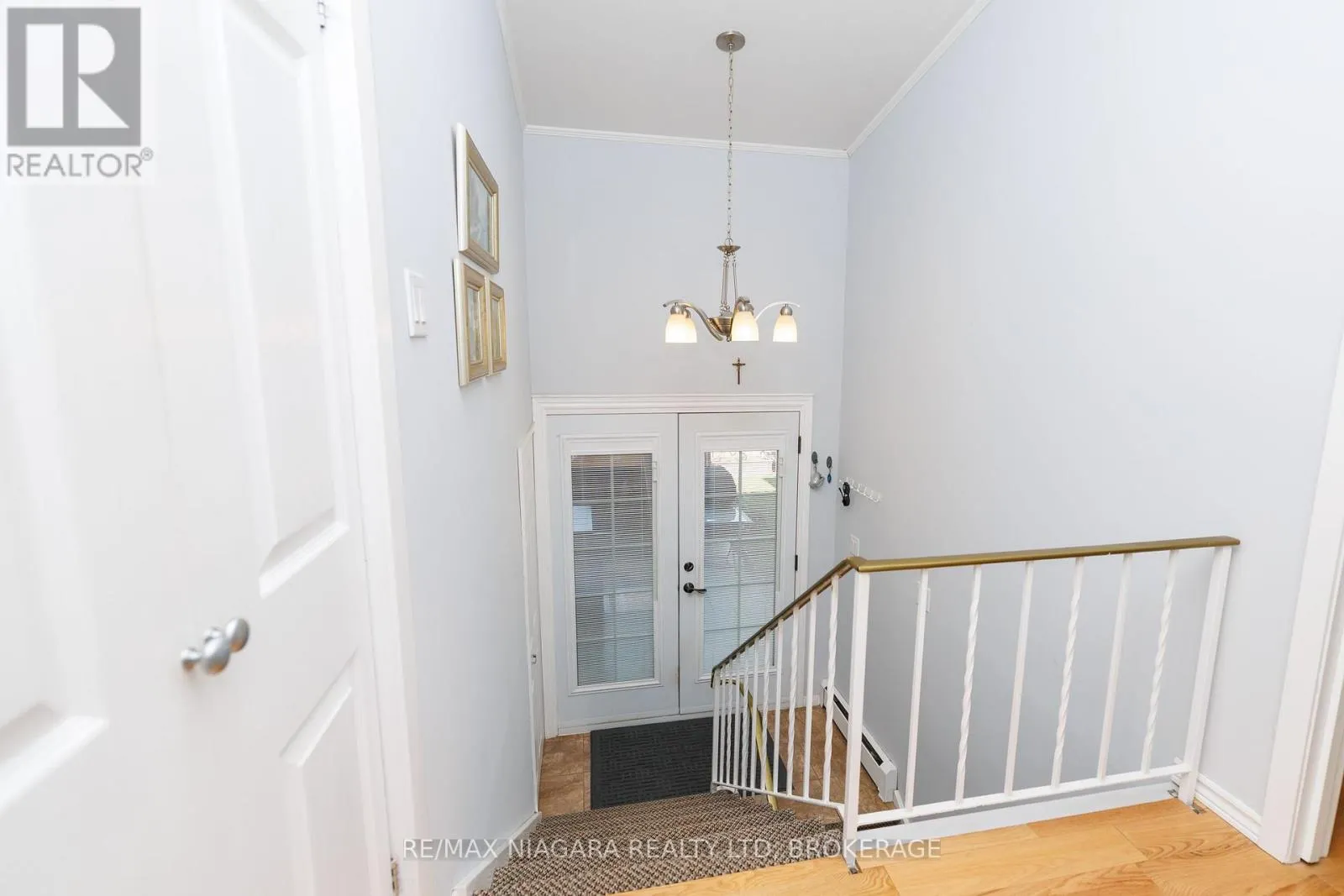3984 ELM STREET