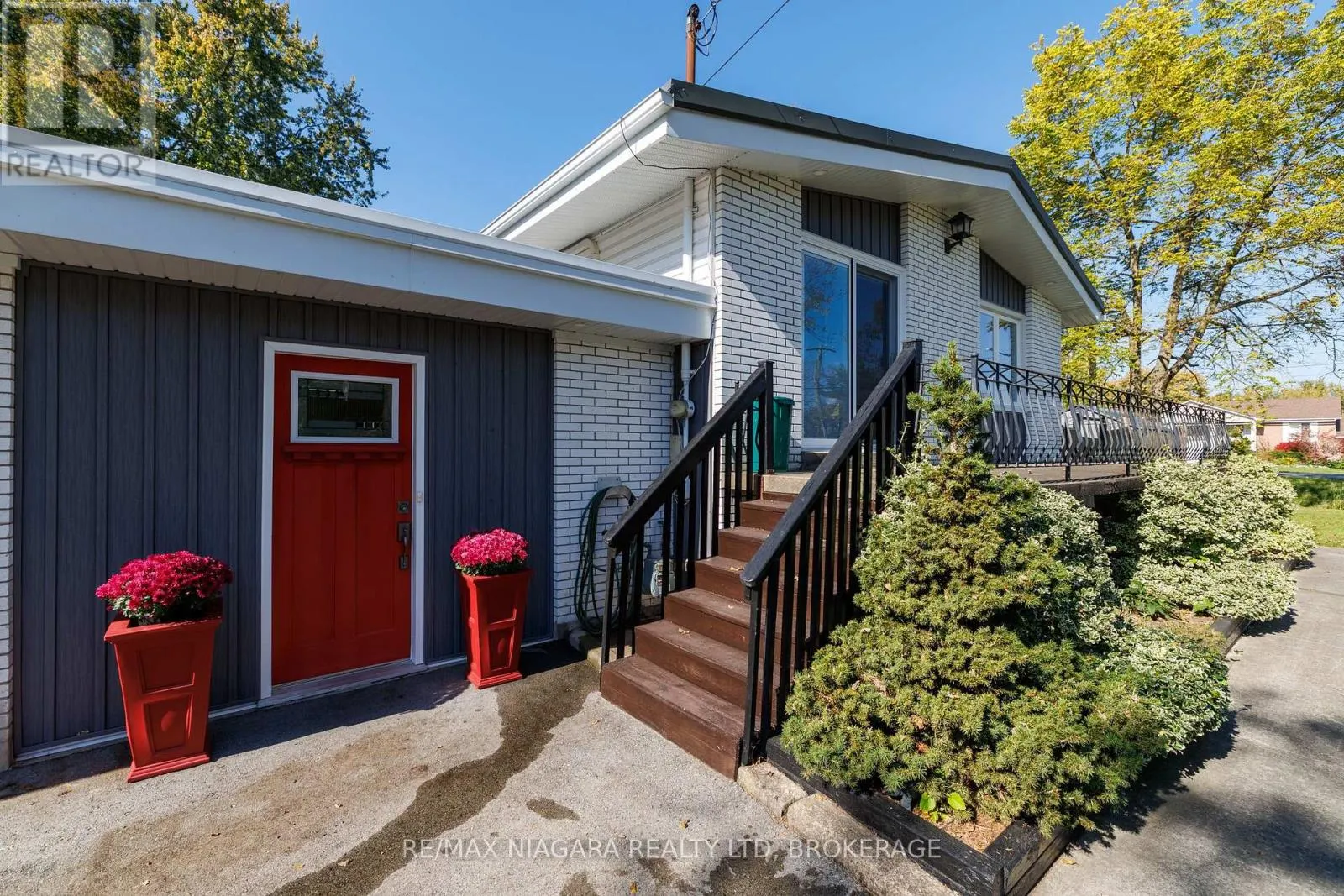 3984 ELM STREET