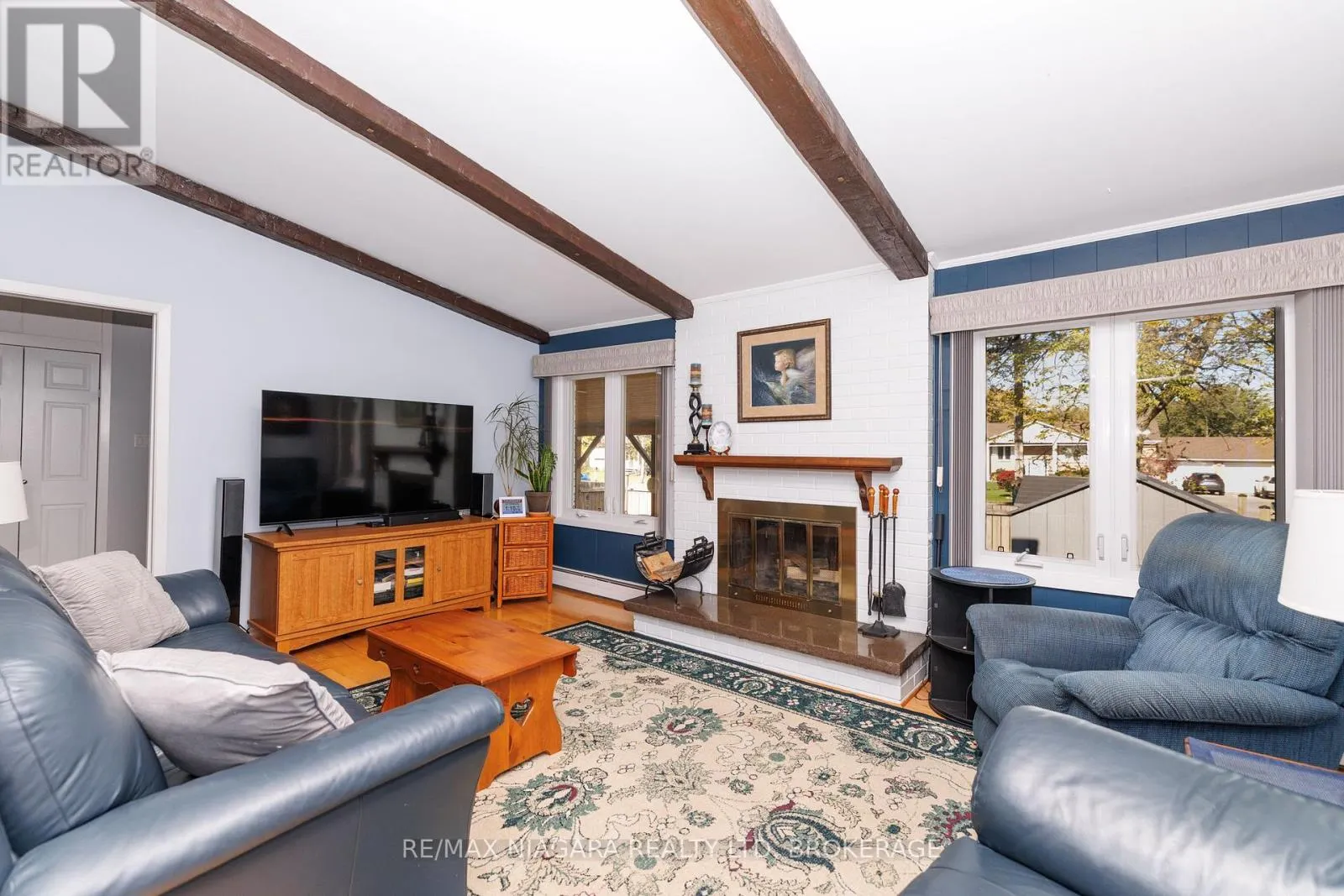 3984 ELM STREET