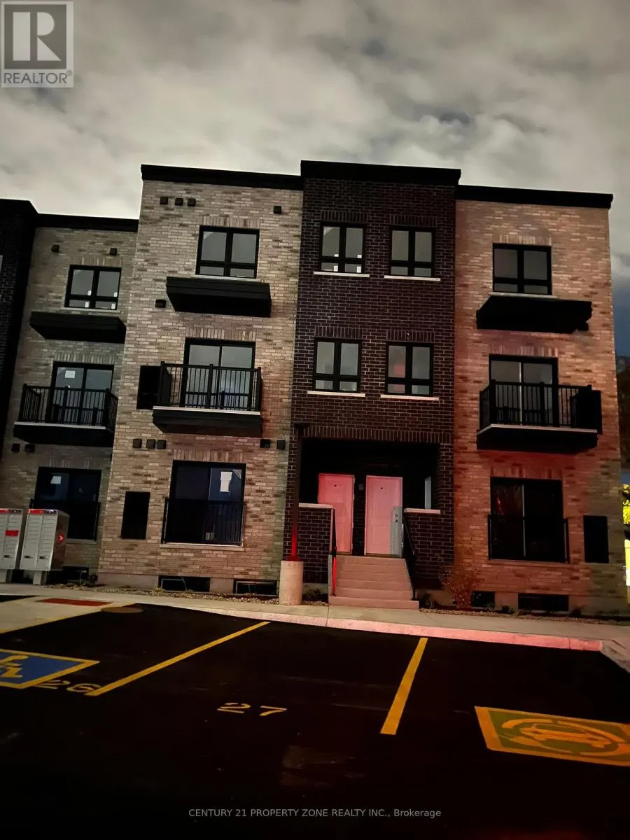19 - 600 VICTORIA STREET S