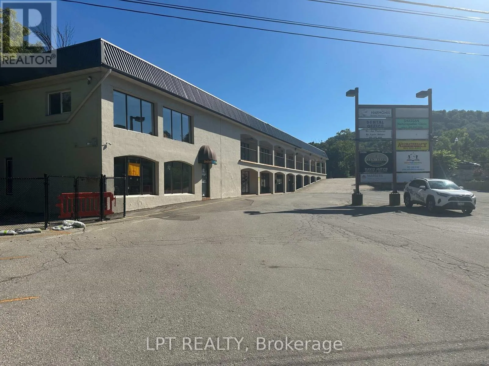 13-14 - 76 MAIN STREET W