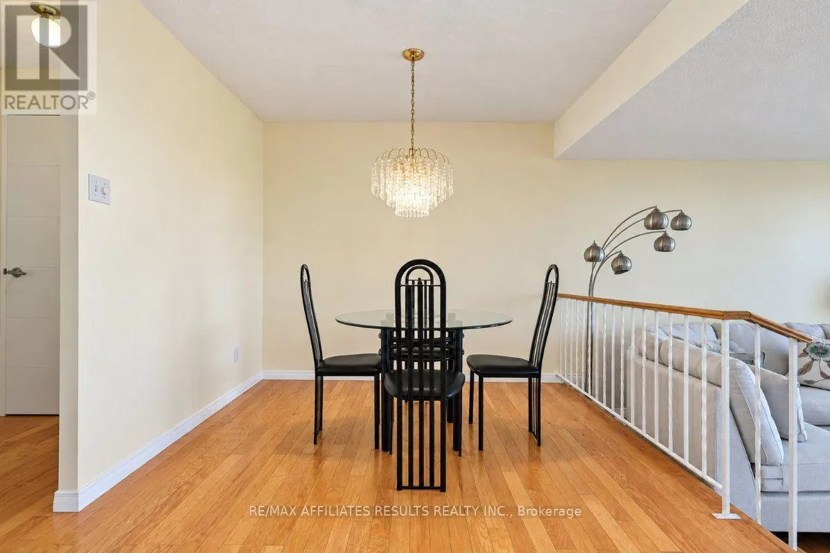 408 - 415 GREENVIEW AVENUE