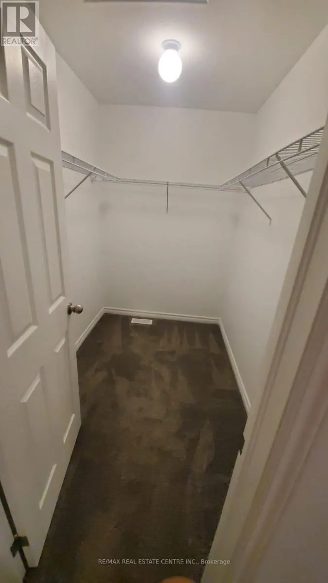 19 SADDLEBROOK COURT