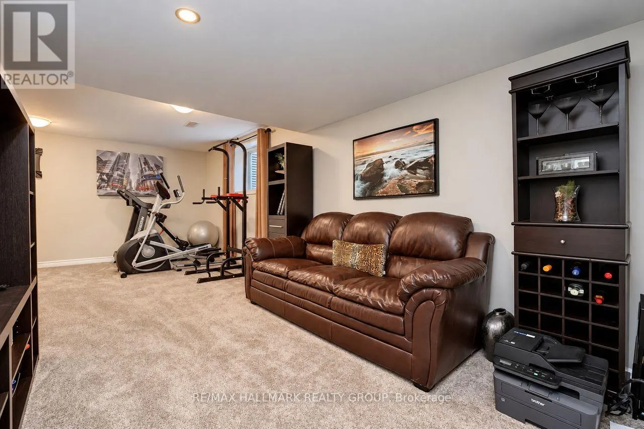 512 VIVERA PLACE