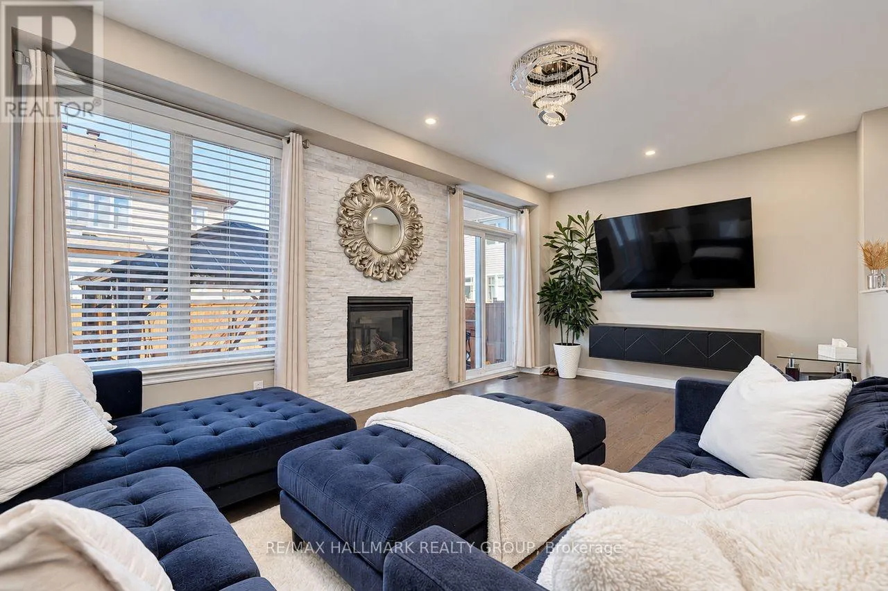 512 VIVERA PLACE