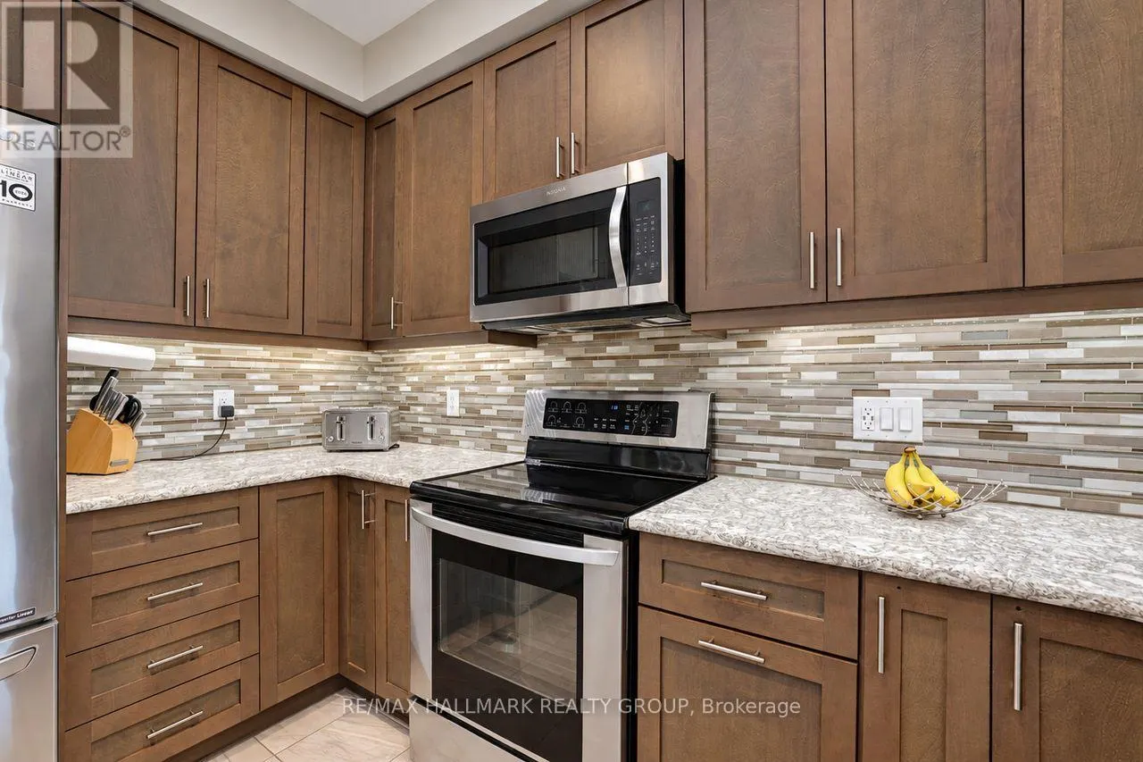 512 VIVERA PLACE
