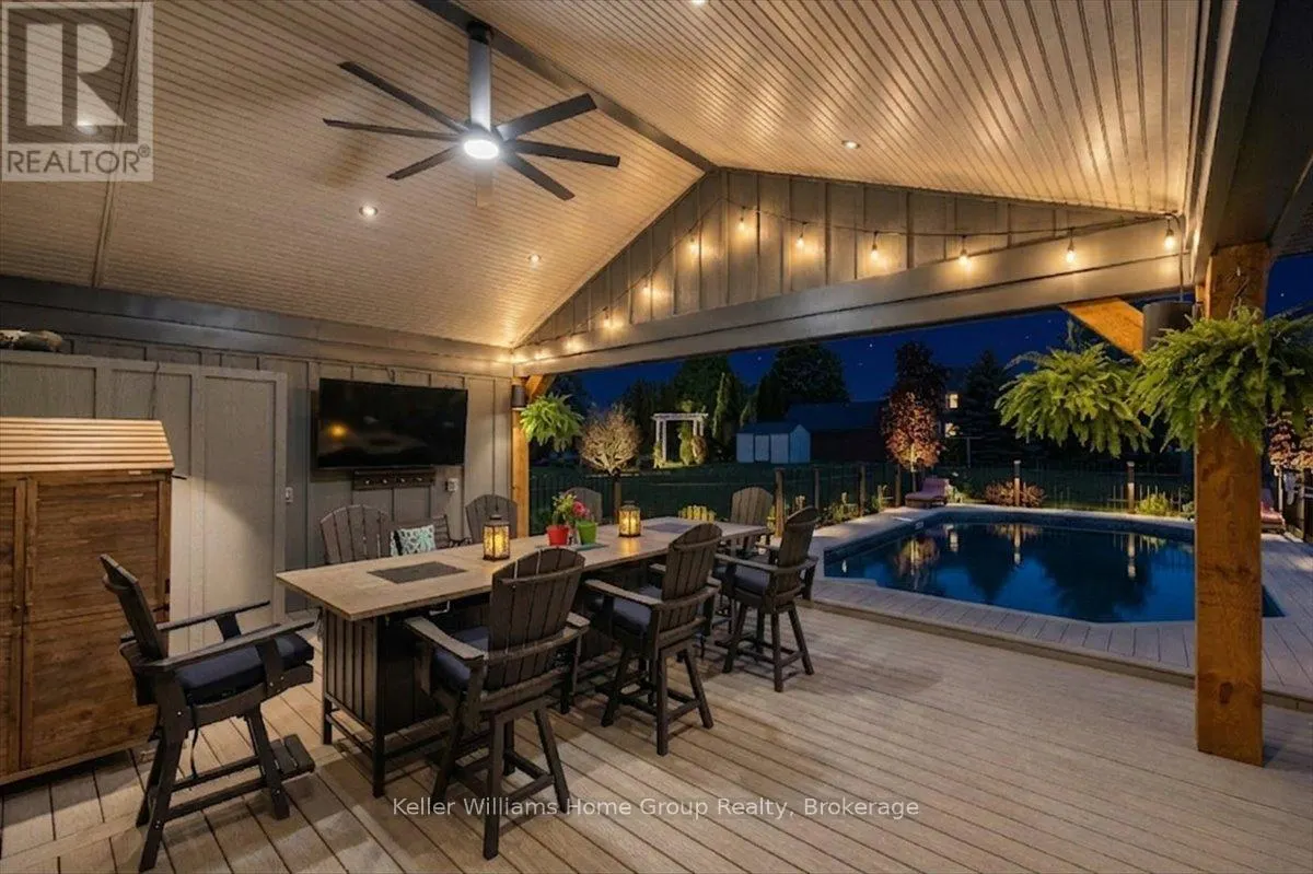 8 STONEFIELD DRIVE