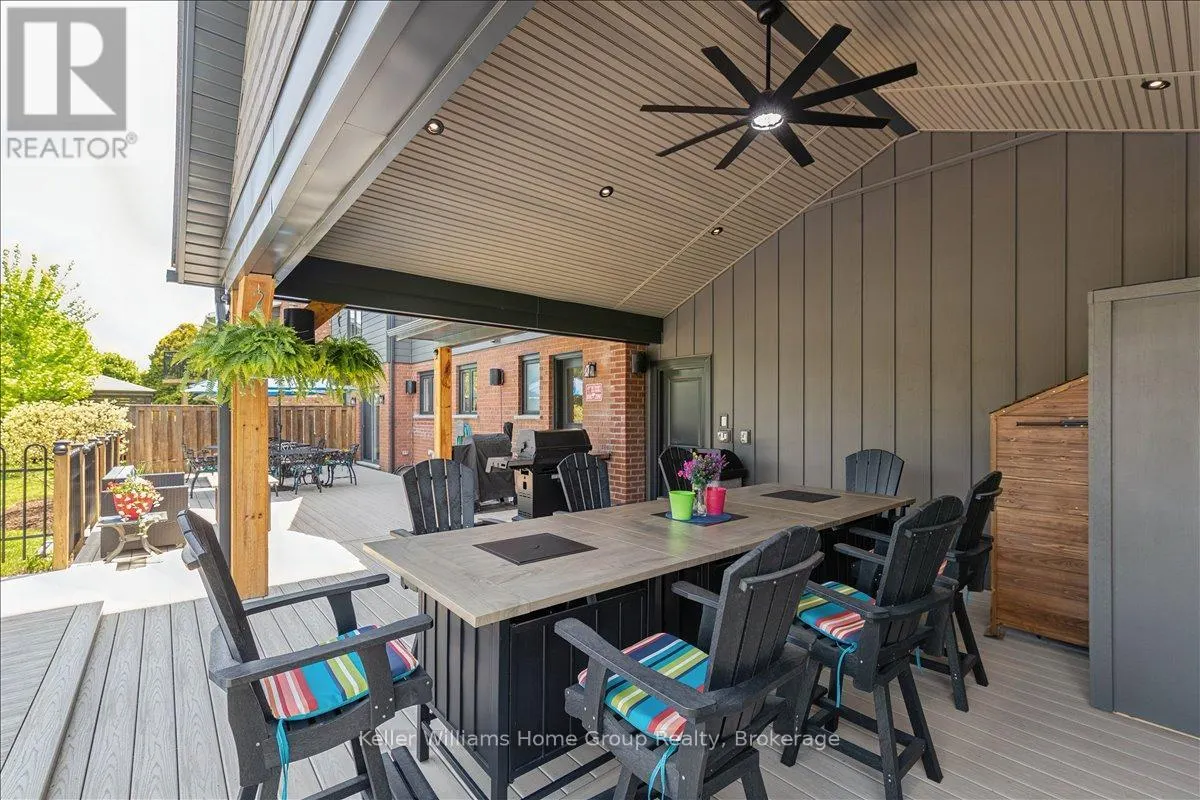 8 STONEFIELD DRIVE