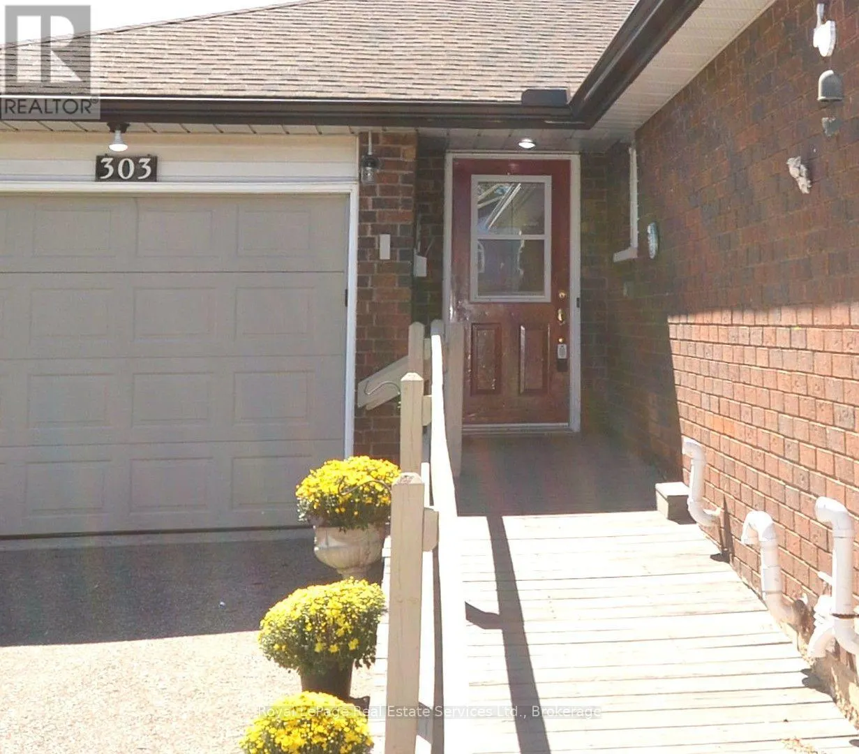 303 GRAND RIDGE DRIVE