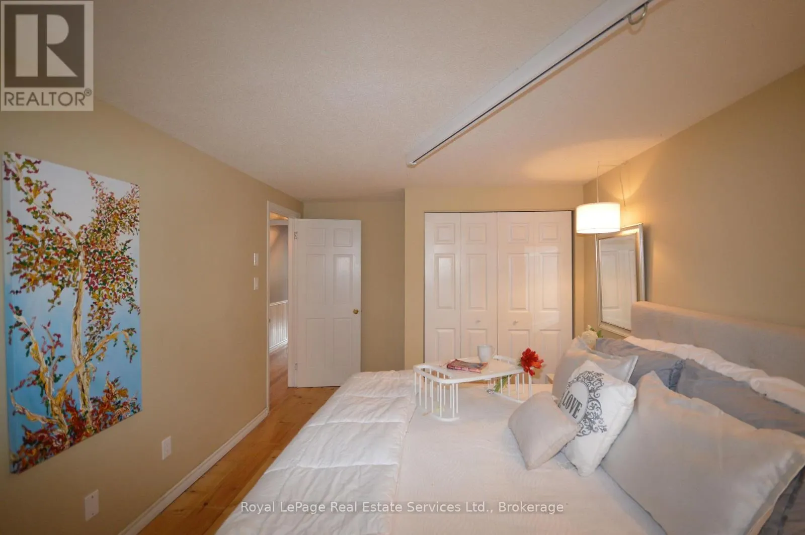 303 GRAND RIDGE DRIVE