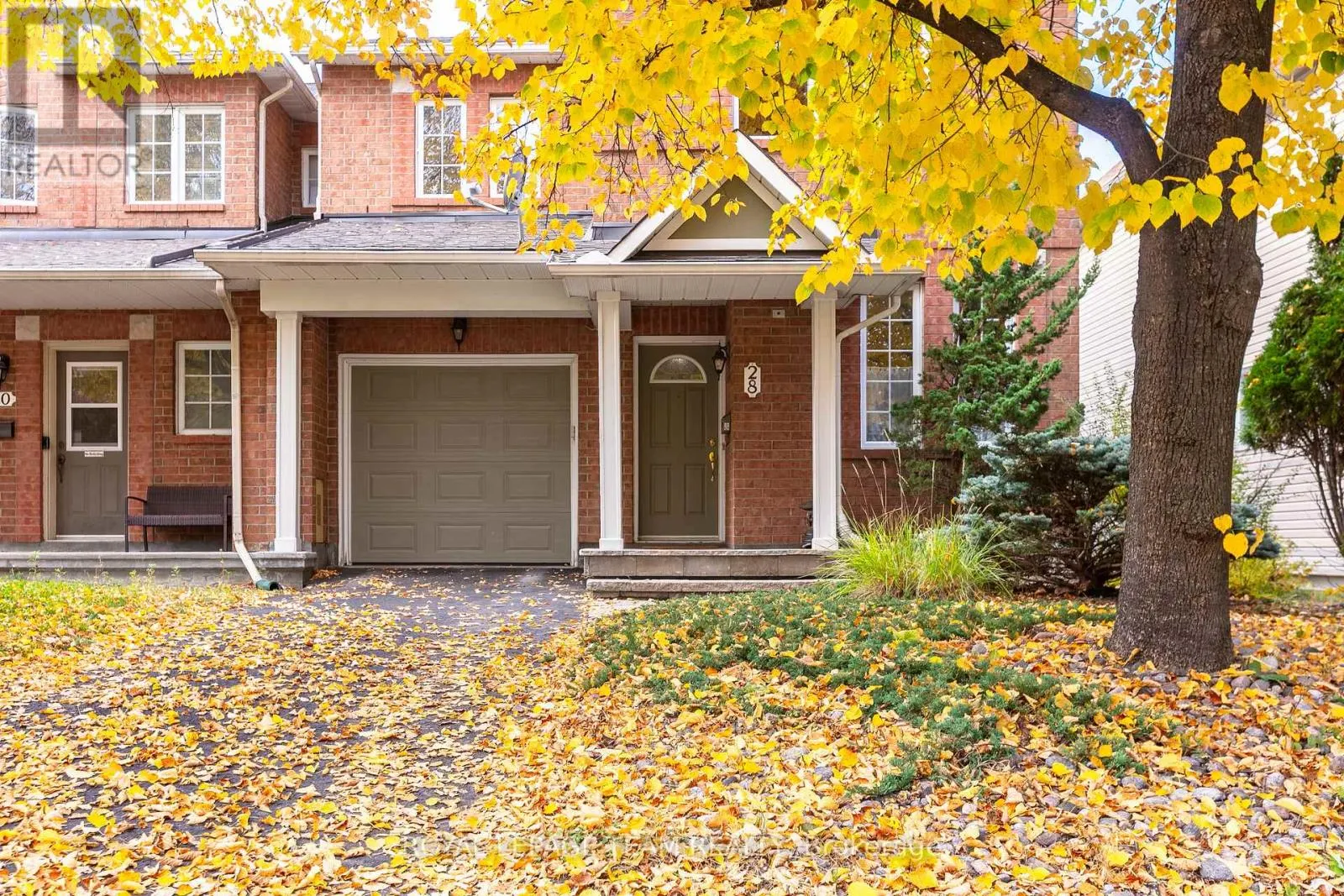 28 APPLEDALE DRIVE