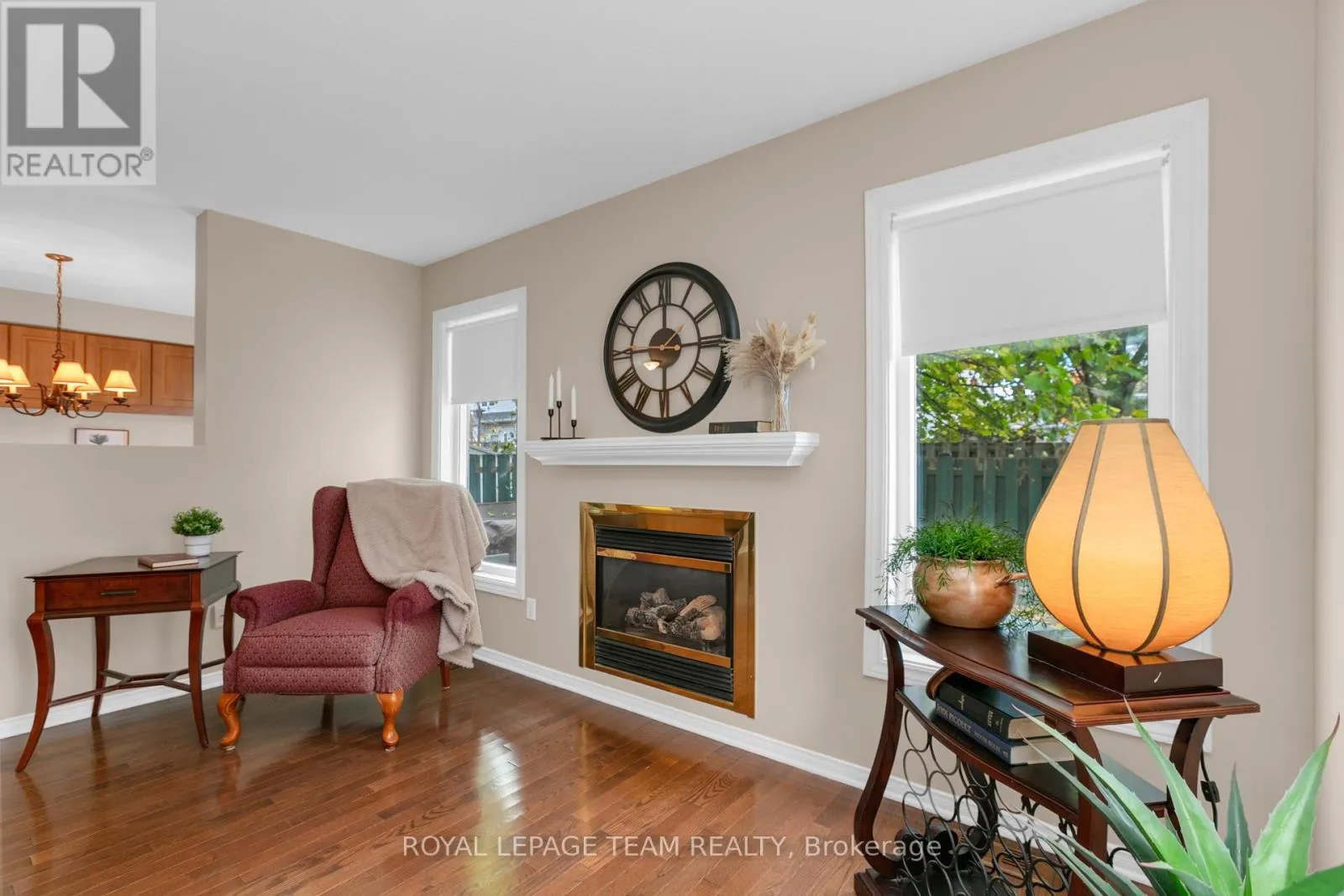 28 APPLEDALE DRIVE