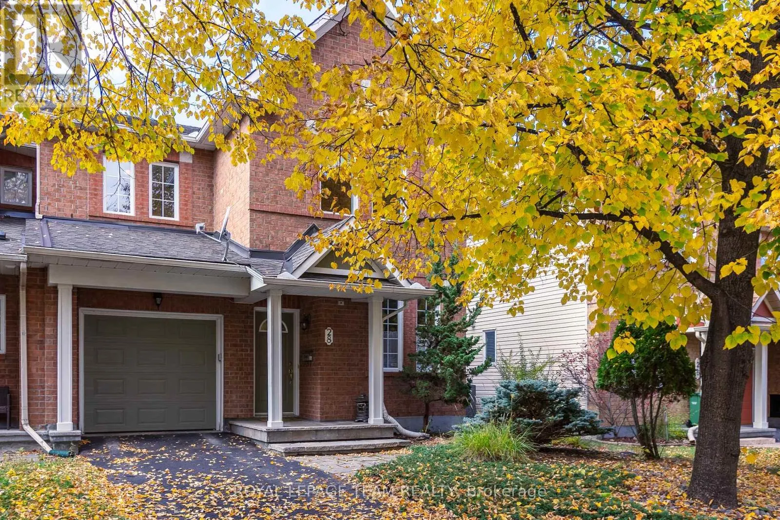 28 APPLEDALE DRIVE