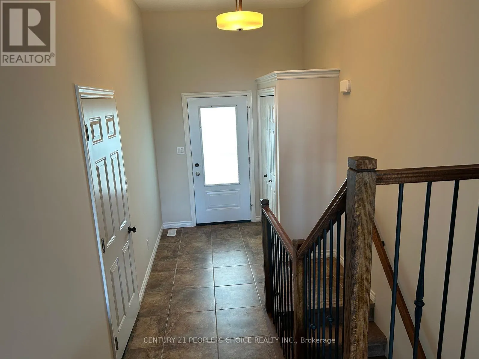 MAIN - 119 GREENHILL LANE