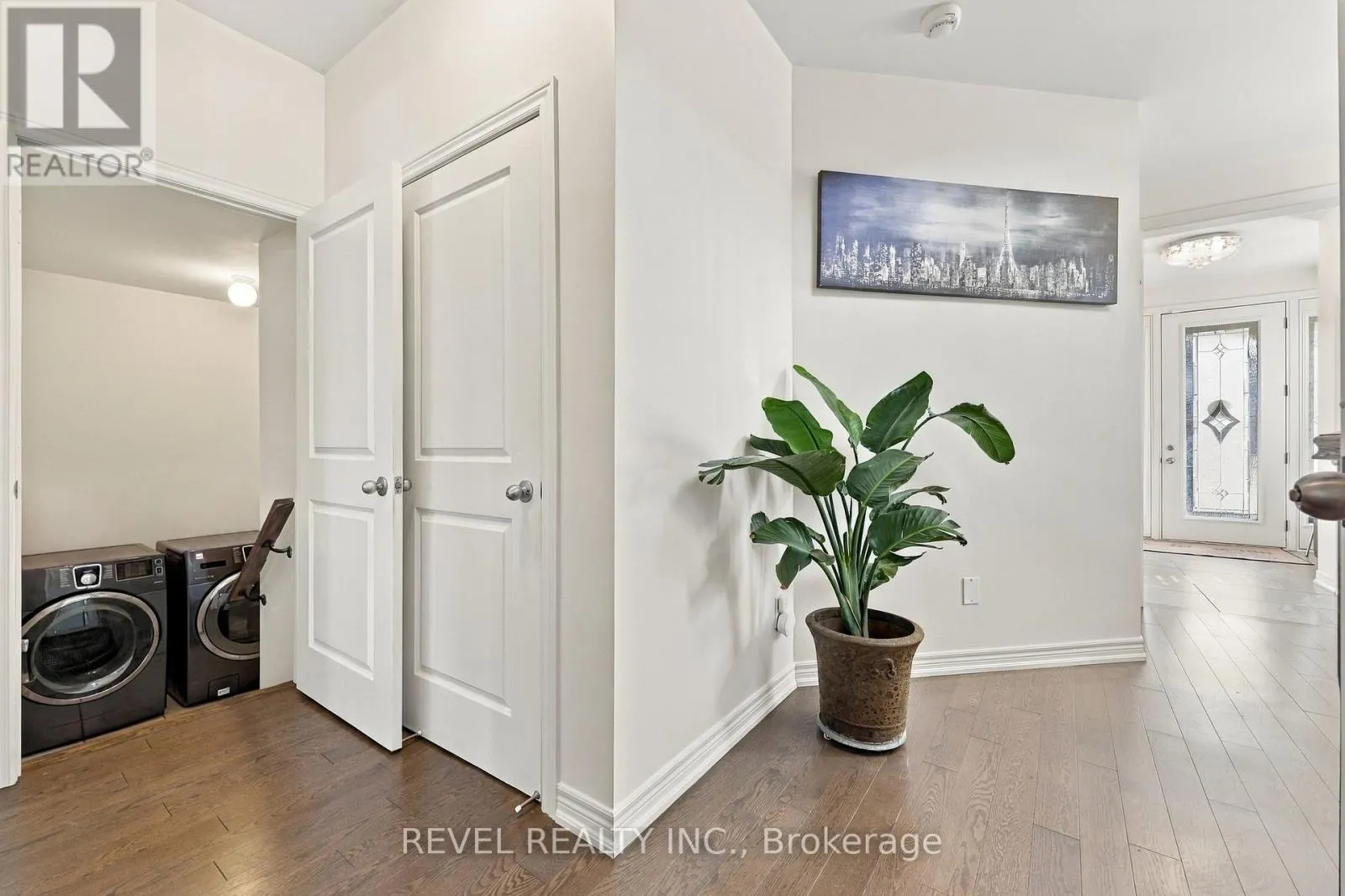 97 NARBONNE CRESCENT