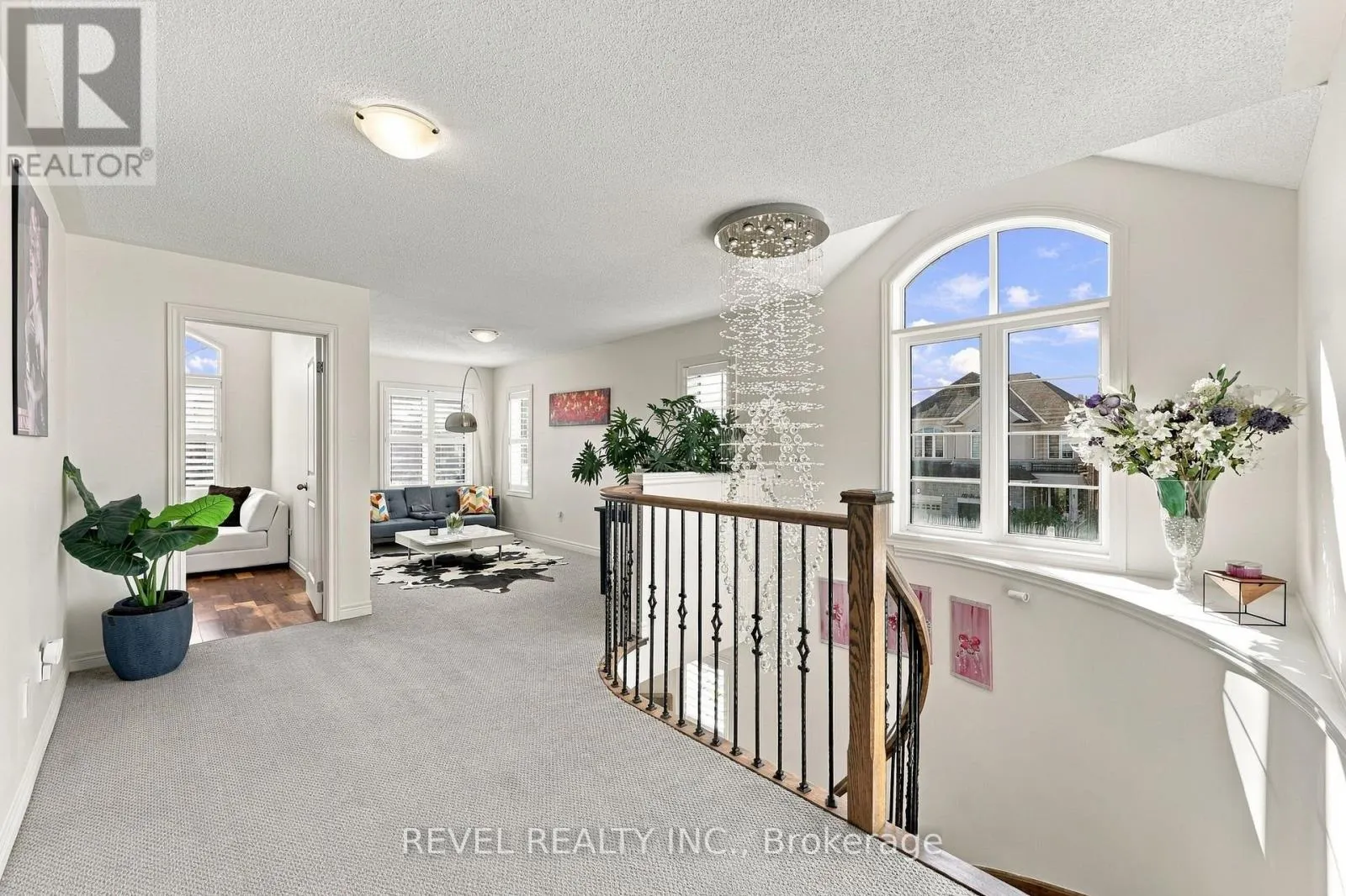 97 NARBONNE CRESCENT