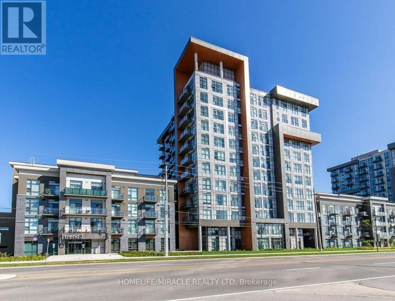 1104 - 470 DUNDAS STREET E